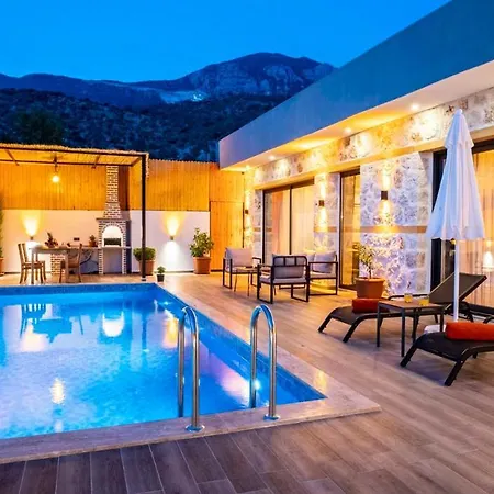 Macra Kalkan