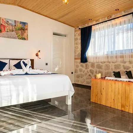 Macra Kalkan